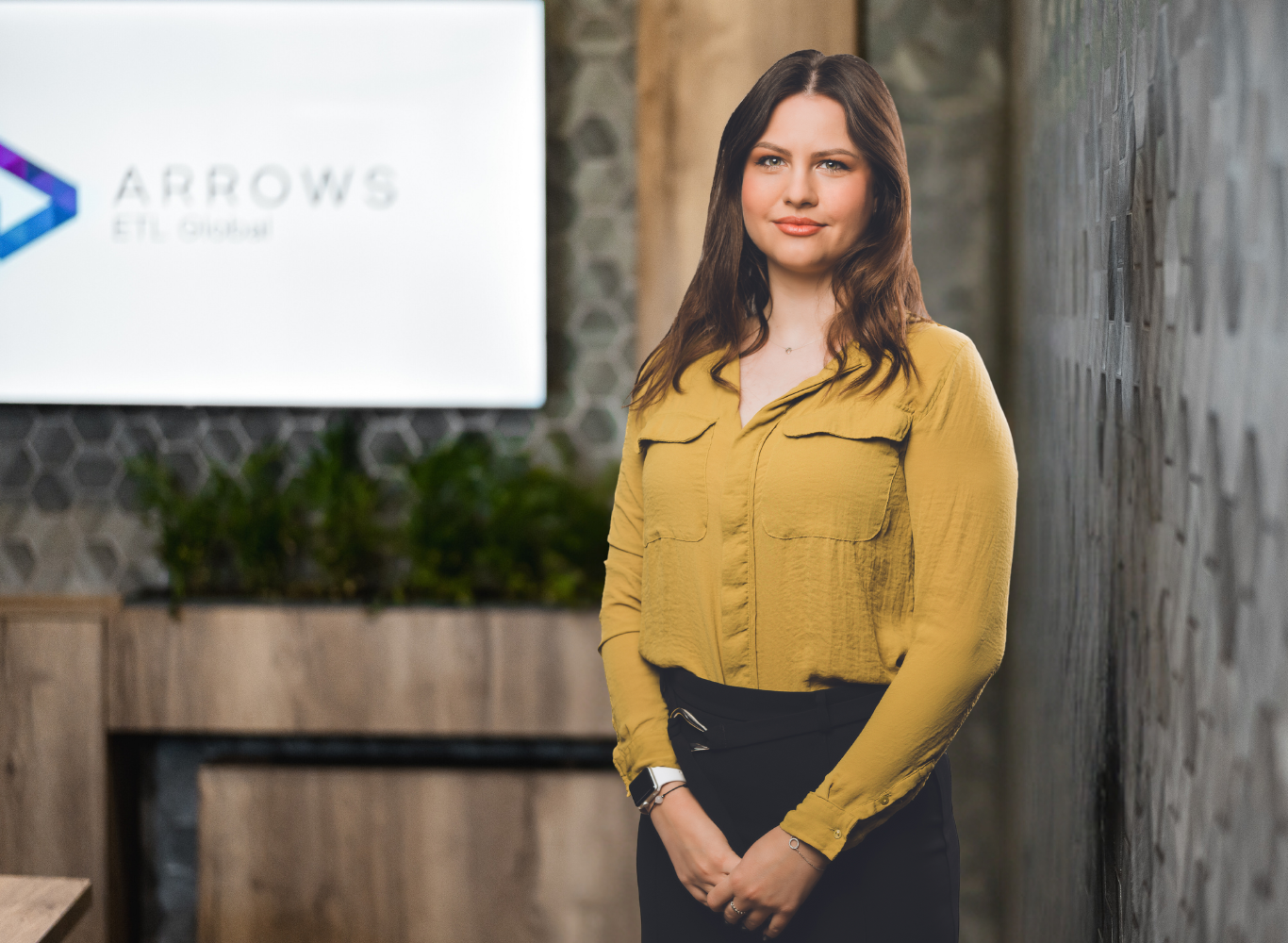Legal expert offering advice on avoiding costly construction contract mistakes.